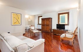 Cozy 2 Bedroom In The Heart Of Verona